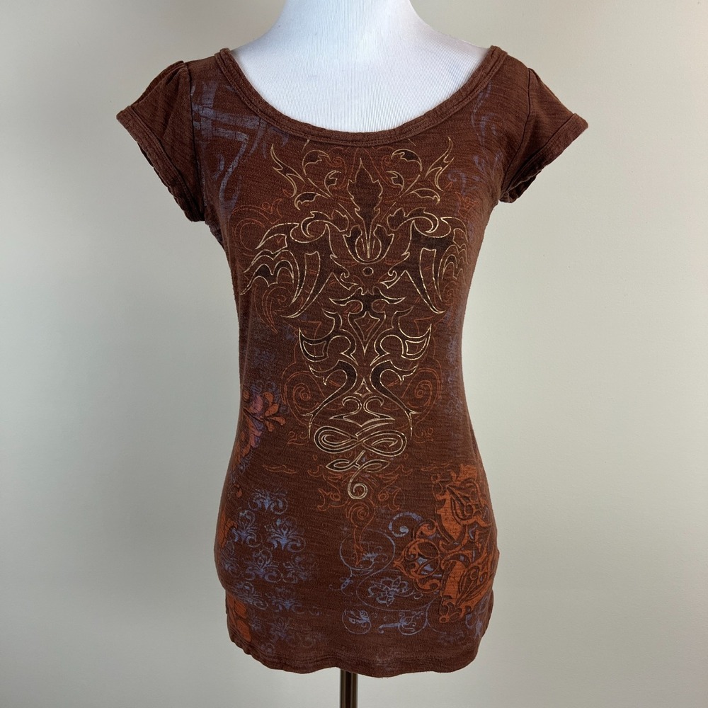 Y2K FANG Top Womens Medium Graphic T-Shirt Brown Vintage 90s Streetwear Grunge M